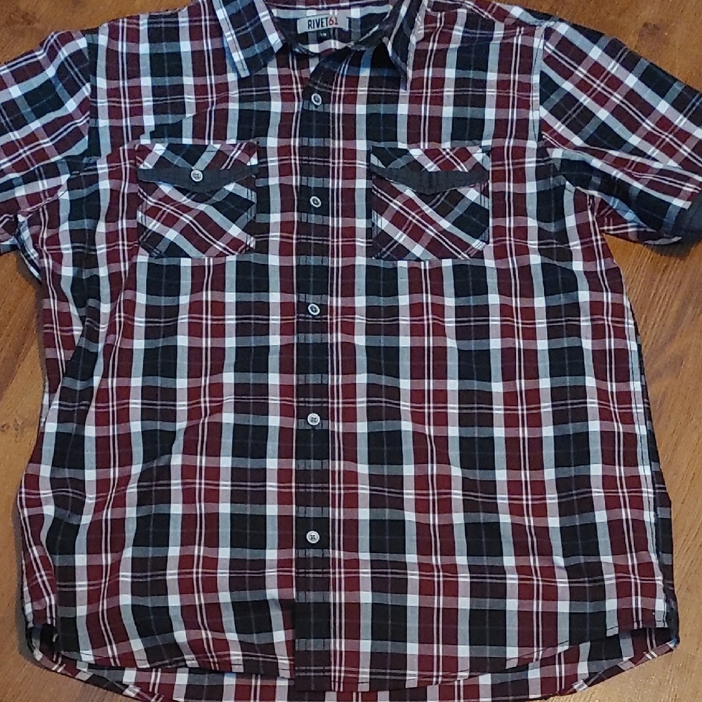 ✅$10 Add On Rivet 61 Men’s Burgundy Plaid Short-Sleeve Button-Down Shirt Sz LG